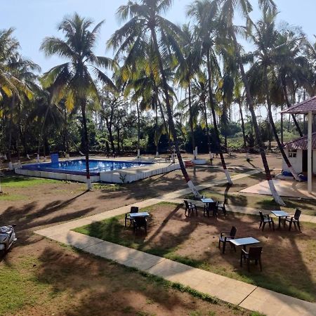 White House Beach Resort, Nagaon Eksteriør bilde