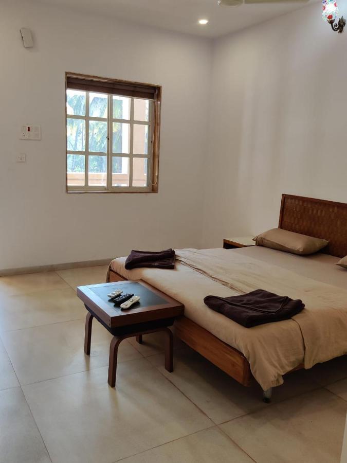 White House Beach Resort, Nagaon Eksteriør bilde